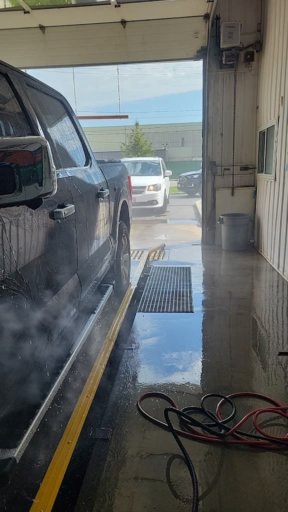 Sparkle Kleen Full Service Car wash - Image 1